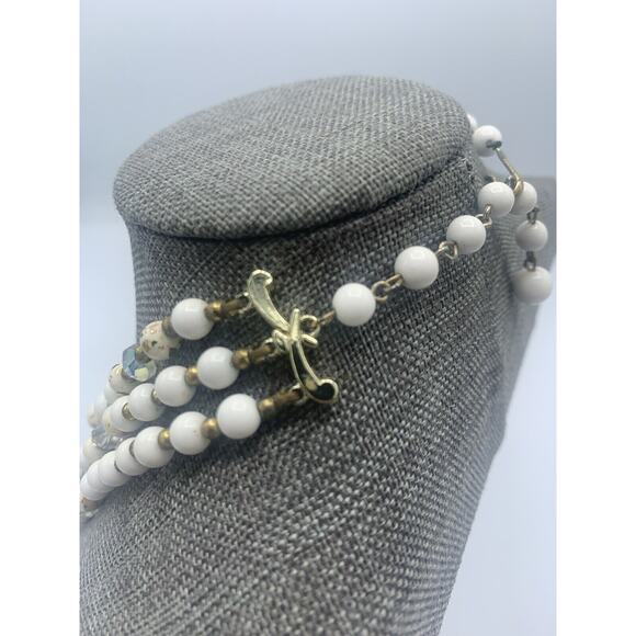 Vtg Coro Triple Strand White Gold Beaded Necklace Aurora Borealis Statement - Picture 6 of 8